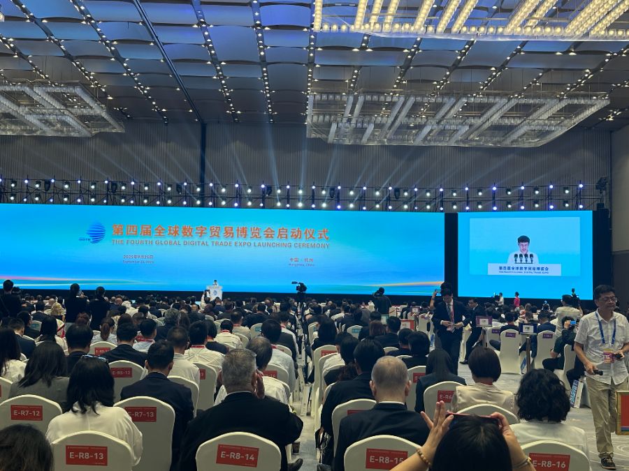 宇树科技王兴兴：引领智能机器人向更实用安全的方向发展