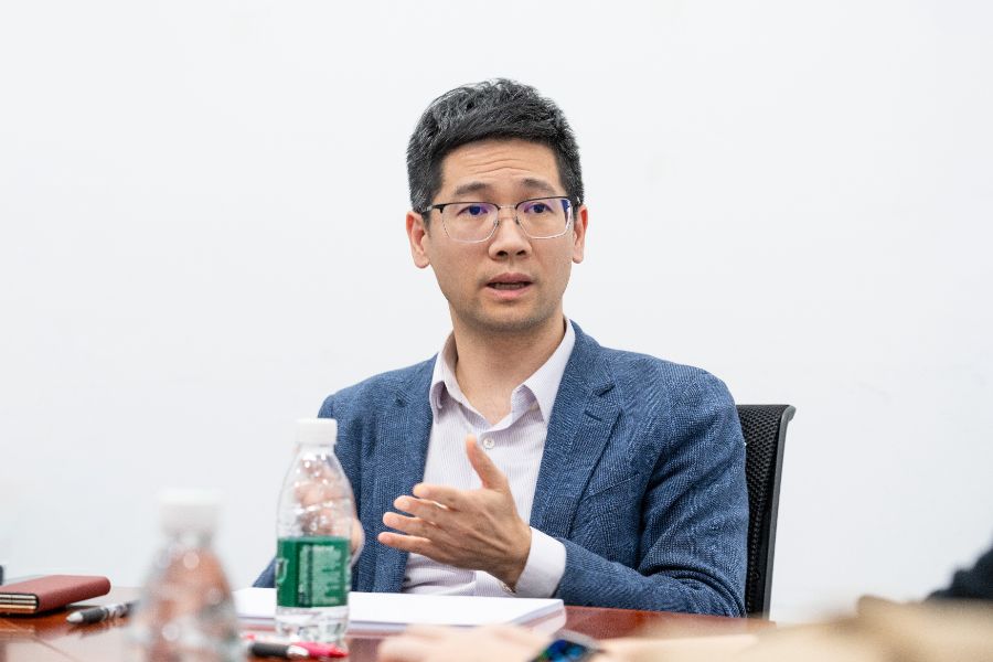 华为、英伟达角逐AI数据平台，存储成AI竞争前沿