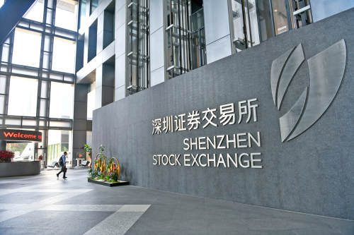 三成深市公司披露上半年业绩：预盈比例达57%，多赛道共振